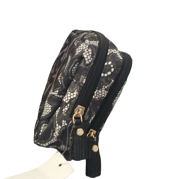 TB MultiUse Pouch - Picture 4 of 7